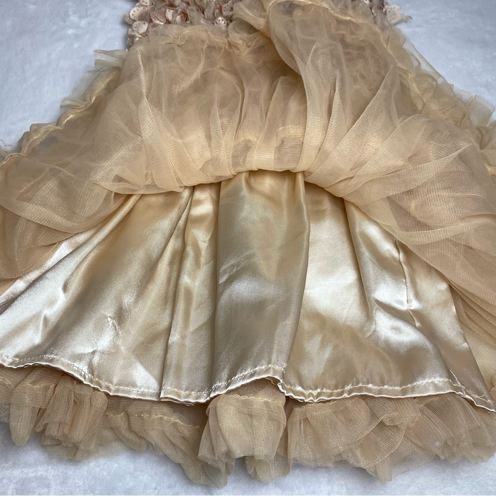 Pochew Elegant Cream Ruffled Dress Size 6/7 - Picture 4 of 12